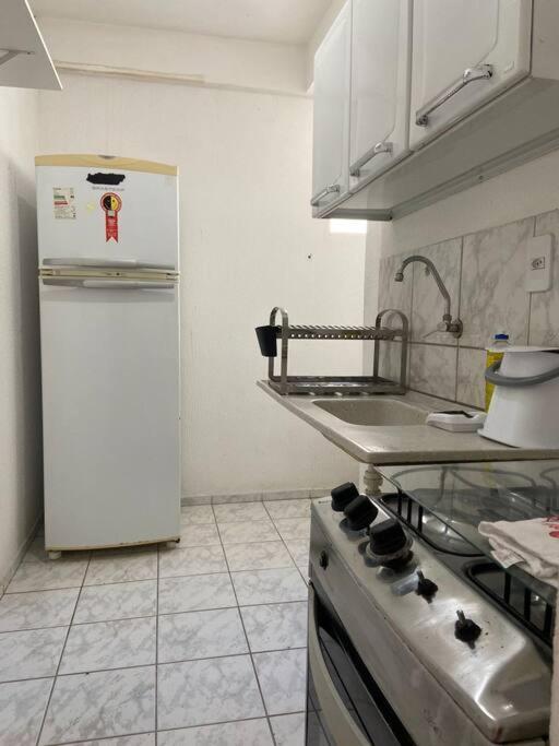 Ap Aconchegante Com Piscina E Estacionamento Proximo Ao Centro Apartment Feira de Santana Ngoại thất bức ảnh